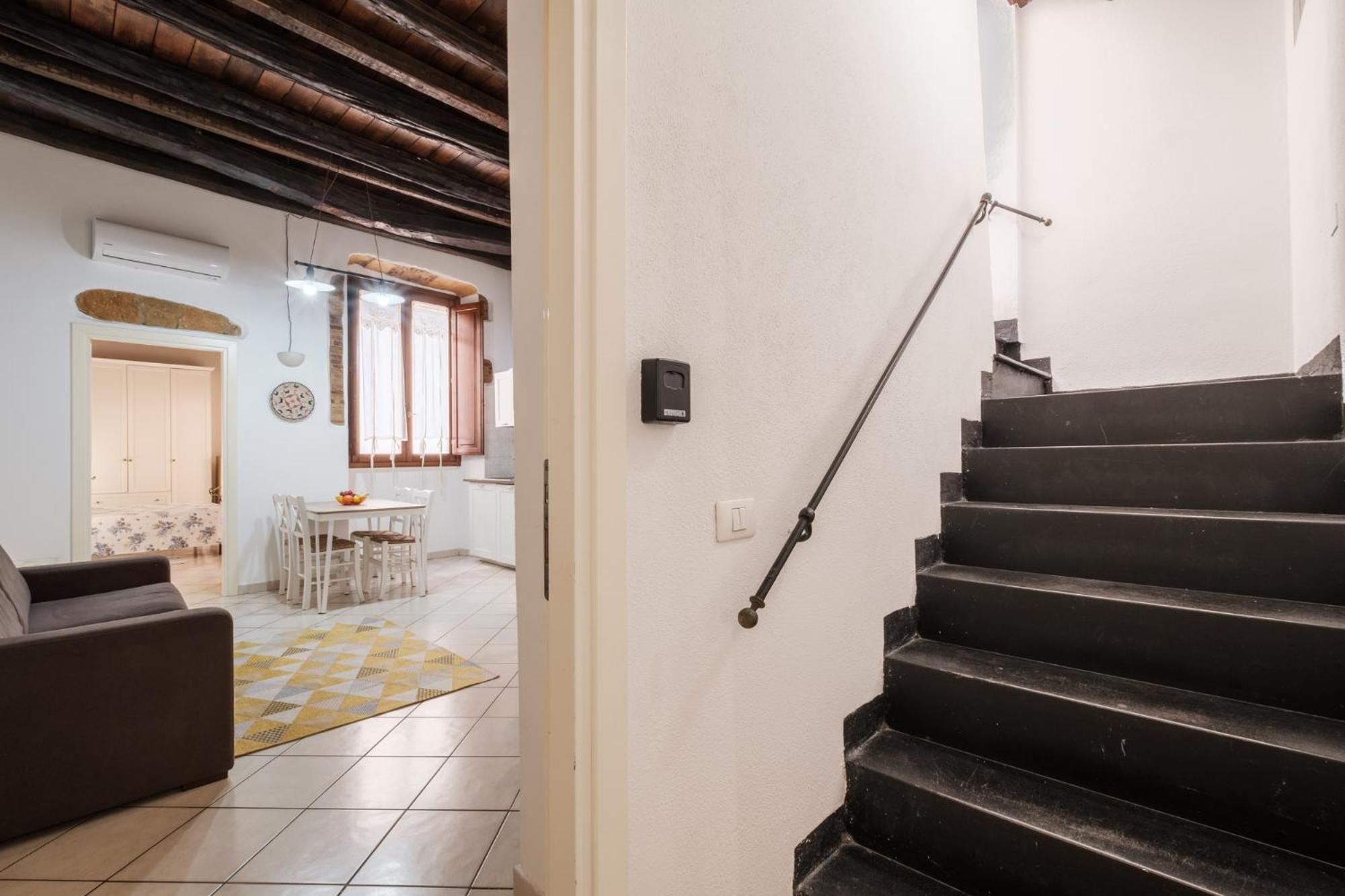Entu E Mari - Grecu Apartment Cagliari Luaran gambar