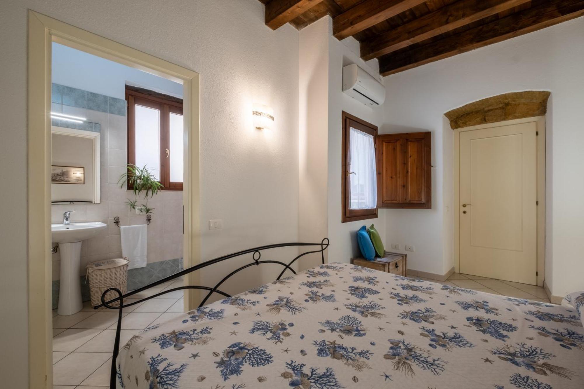 Entu E Mari - Grecu Apartment Cagliari Luaran gambar