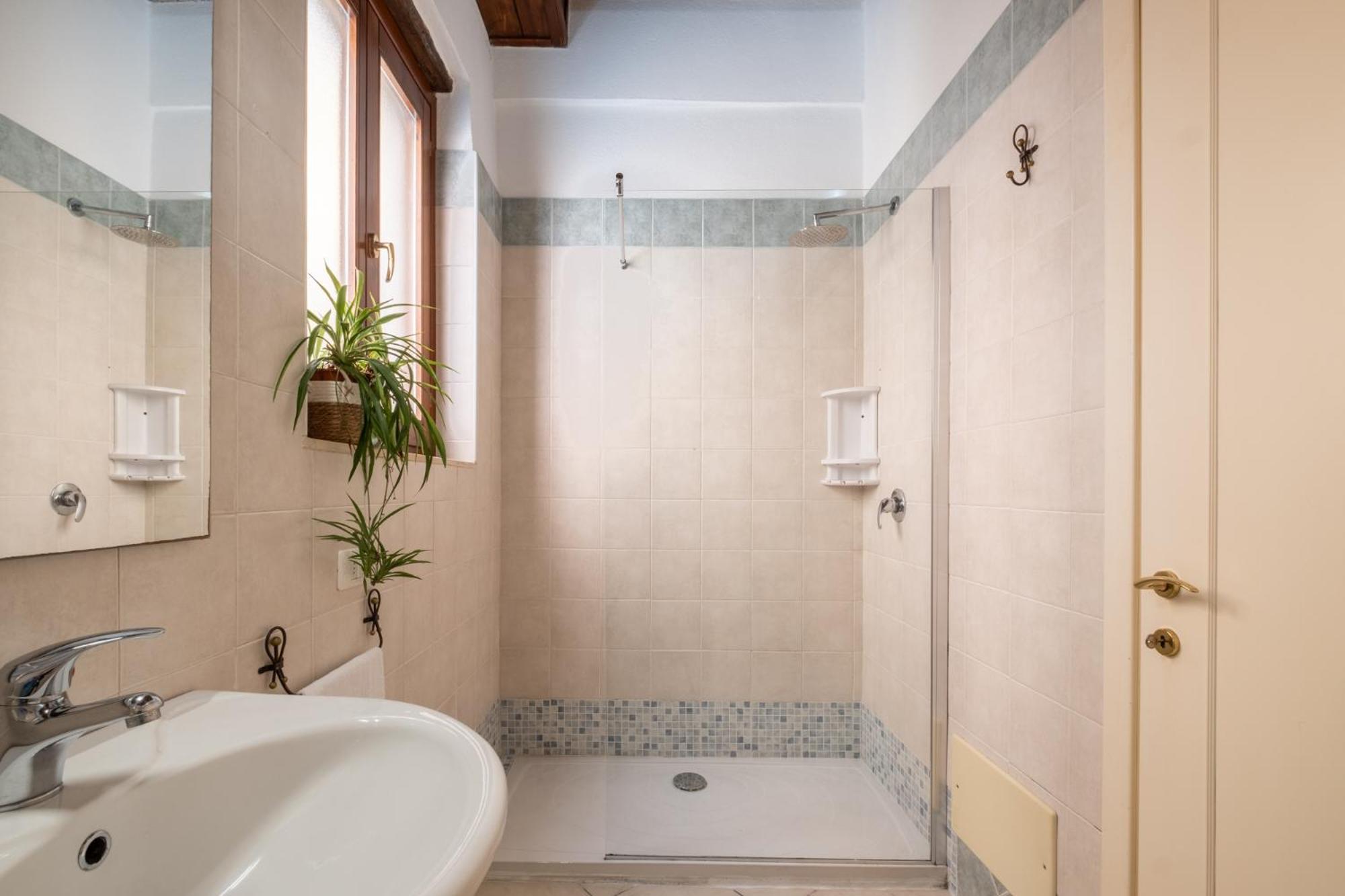 Entu E Mari - Grecu Apartment Cagliari Luaran gambar